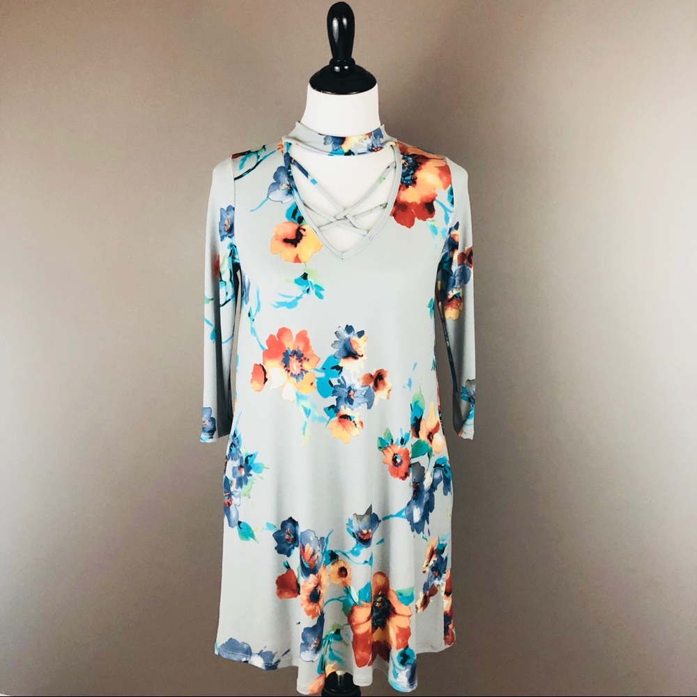 Peach Love CA  blue floral dress NWOT
